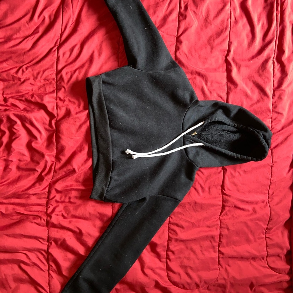 Black cropped hoodie